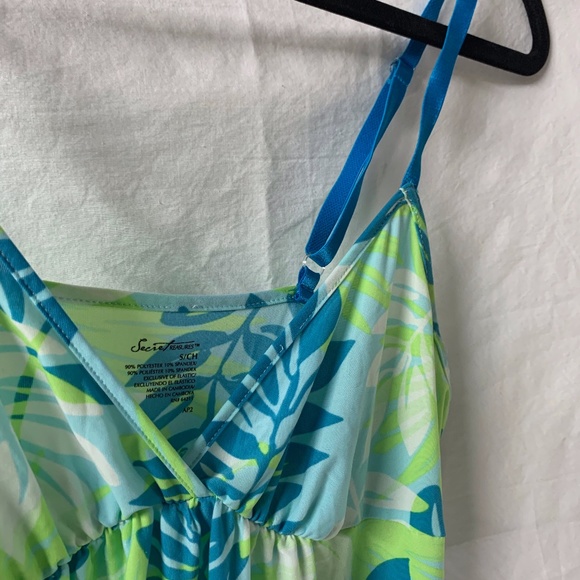 Dress/tank/cover up - Picture 5 of 5